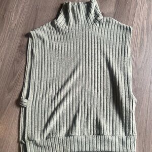 SHEIN size small green sweater